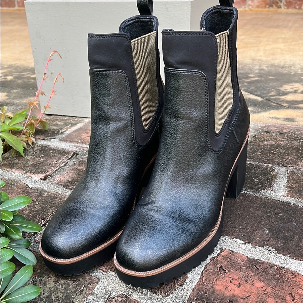 Chinese laundry Black Leather booties Size 8.5 - Picture 1 of 9